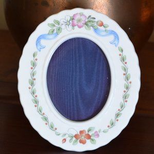 Wedgwood picture frame
